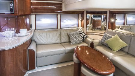 Kitcehn interior pacific 52 Sea Ray Sundancer